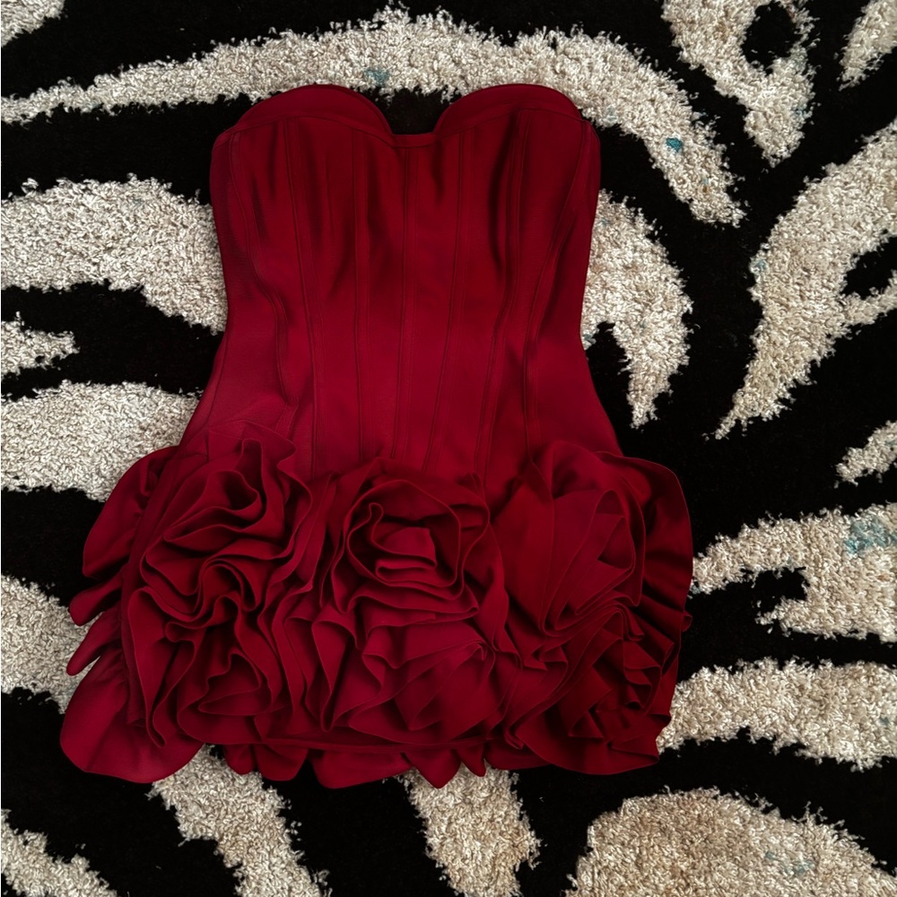 Fashion Nova Strapless Red Dress